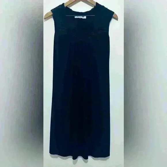 Evan Picone Dresses & Skirts - Evan-Picone Simple Little Black Dress, Scoop Neck, Sleeveless, Women’s Size 4